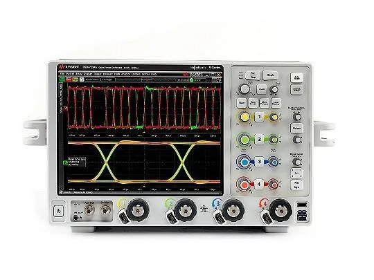 Keysight DSOV334A Осциллограф Infiniium серии V: 33 ГГц, 4 аналоговых канала